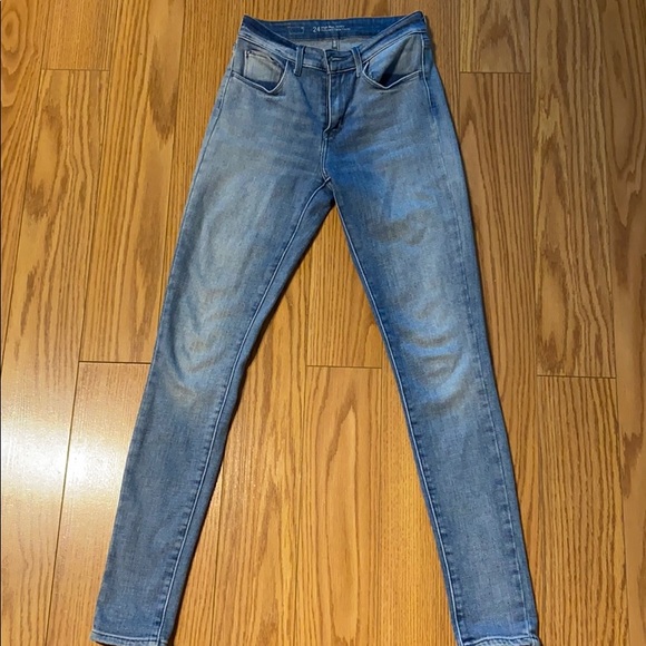 Levi’s high rise skinny light wash jeans - Picture 1 of 3